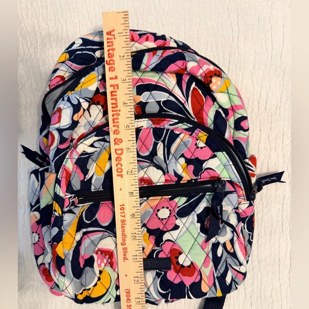 Vera Bradley NWOT Multicolor Floral Quilted Backpack - Picture 10 of 10